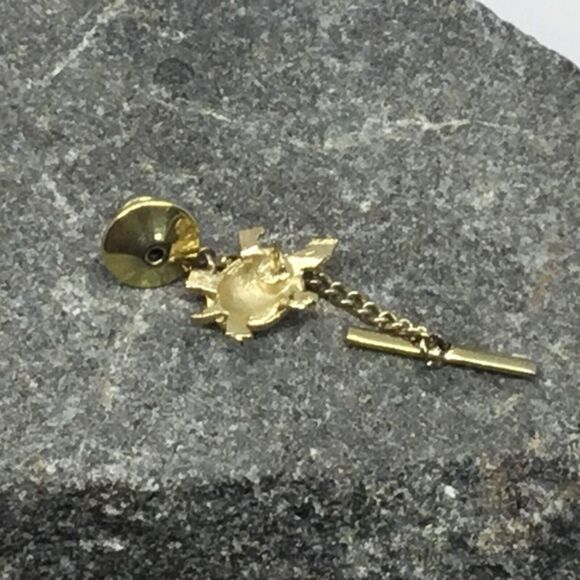 Vintage Tie Tack Dual Textured Turtle Tortoise Gold Tone Estate - Picture 3 of 5